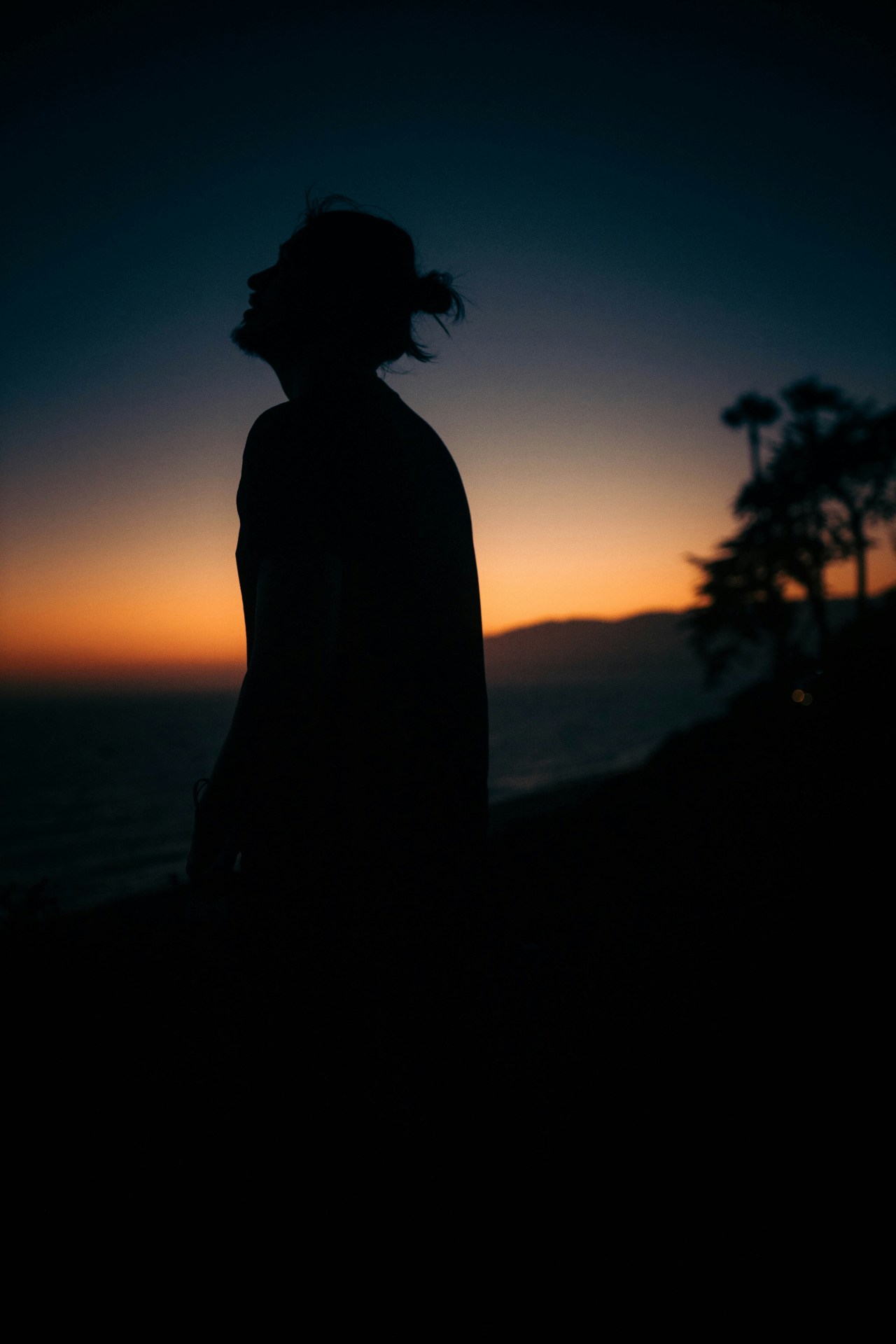 Your Daily Devotional 11/26/2025: Transformation Through Gazing