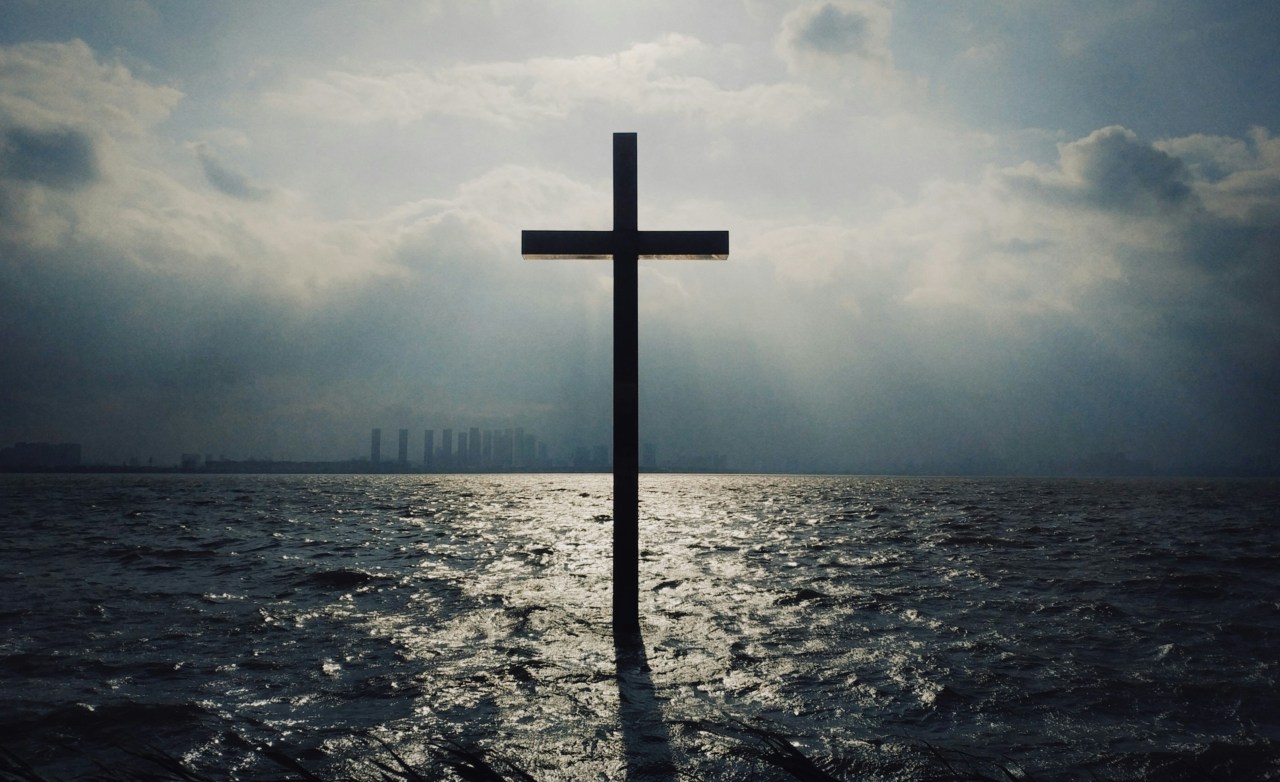 When You Can’t Stop Looking Back, Remember Where God Is Leading You